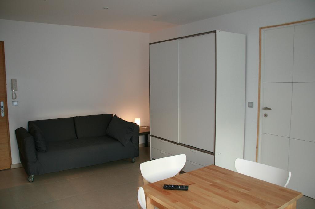 Appart Azur Apartamento Saint-Laurent-du-Var Quarto foto