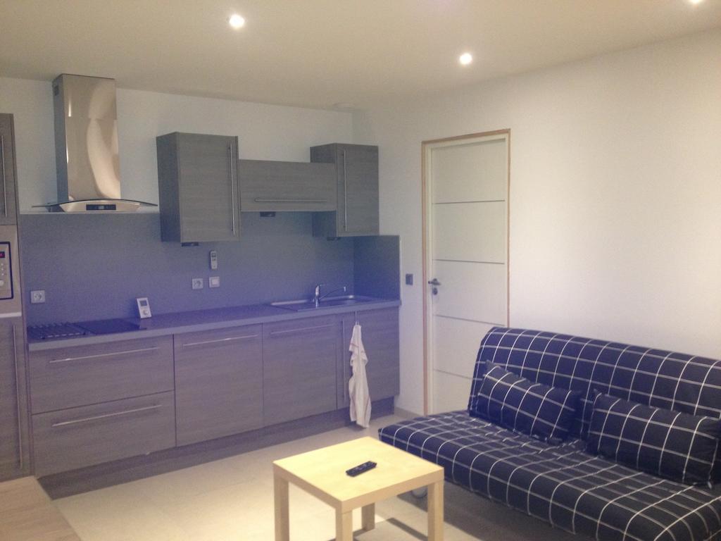 Appart Azur Apartamento Saint-Laurent-du-Var Quarto foto