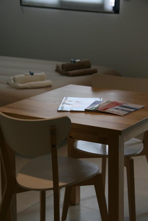 Appart Azur Apartamento Saint-Laurent-du-Var Quarto foto