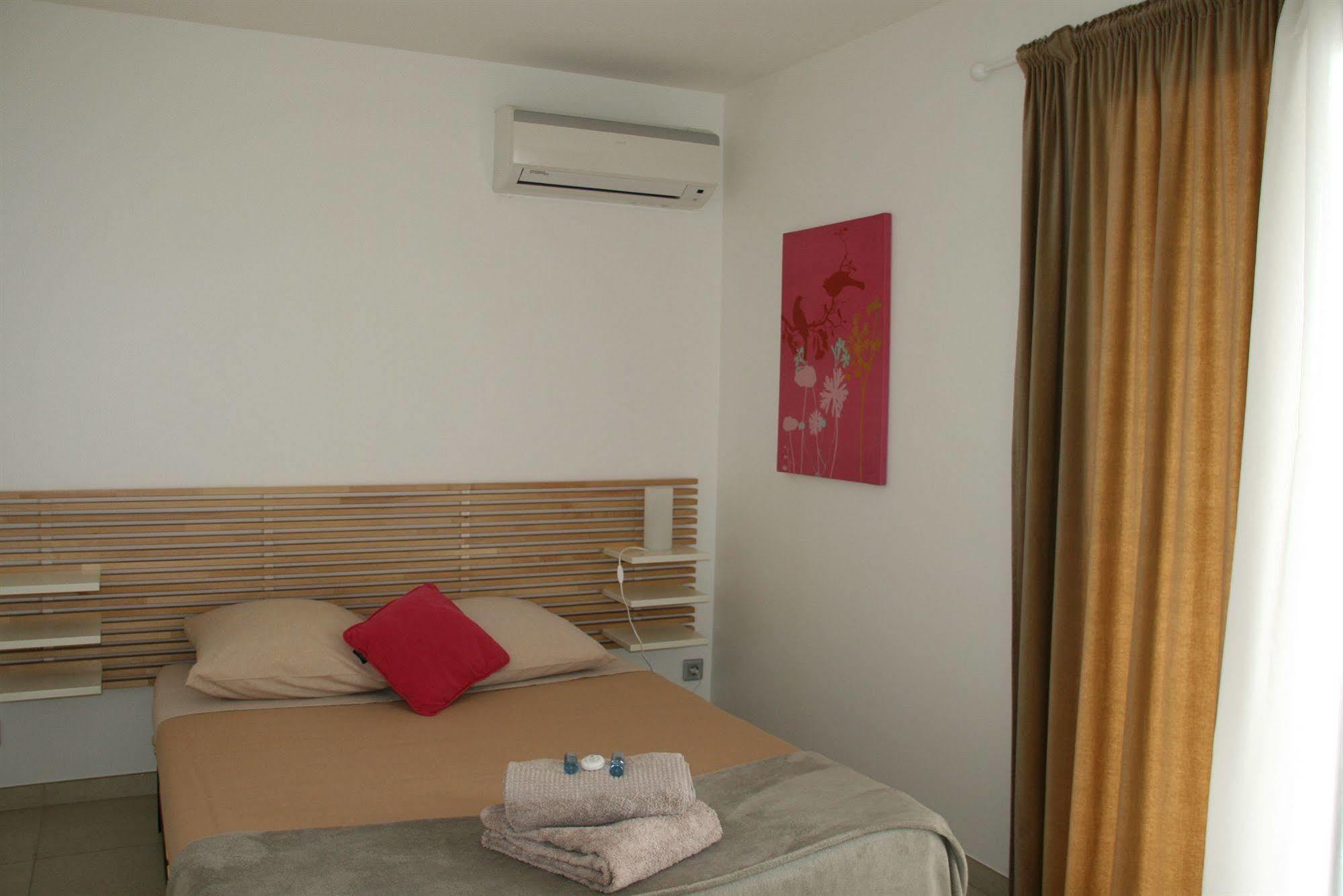 Appart Azur Apartamento Saint-Laurent-du-Var Exterior foto